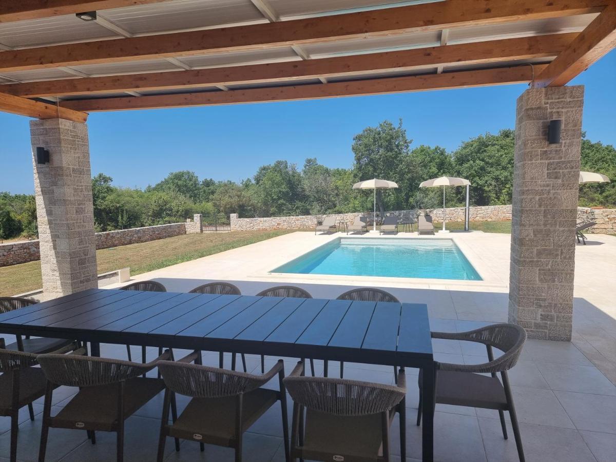 Cukrici Luxury Villa Serena 2022 - With Heated Pool מראה חיצוני תמונה