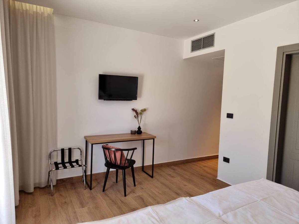 Cukrici Luxury Villa Serena 2022 - With Heated Pool מראה חיצוני תמונה