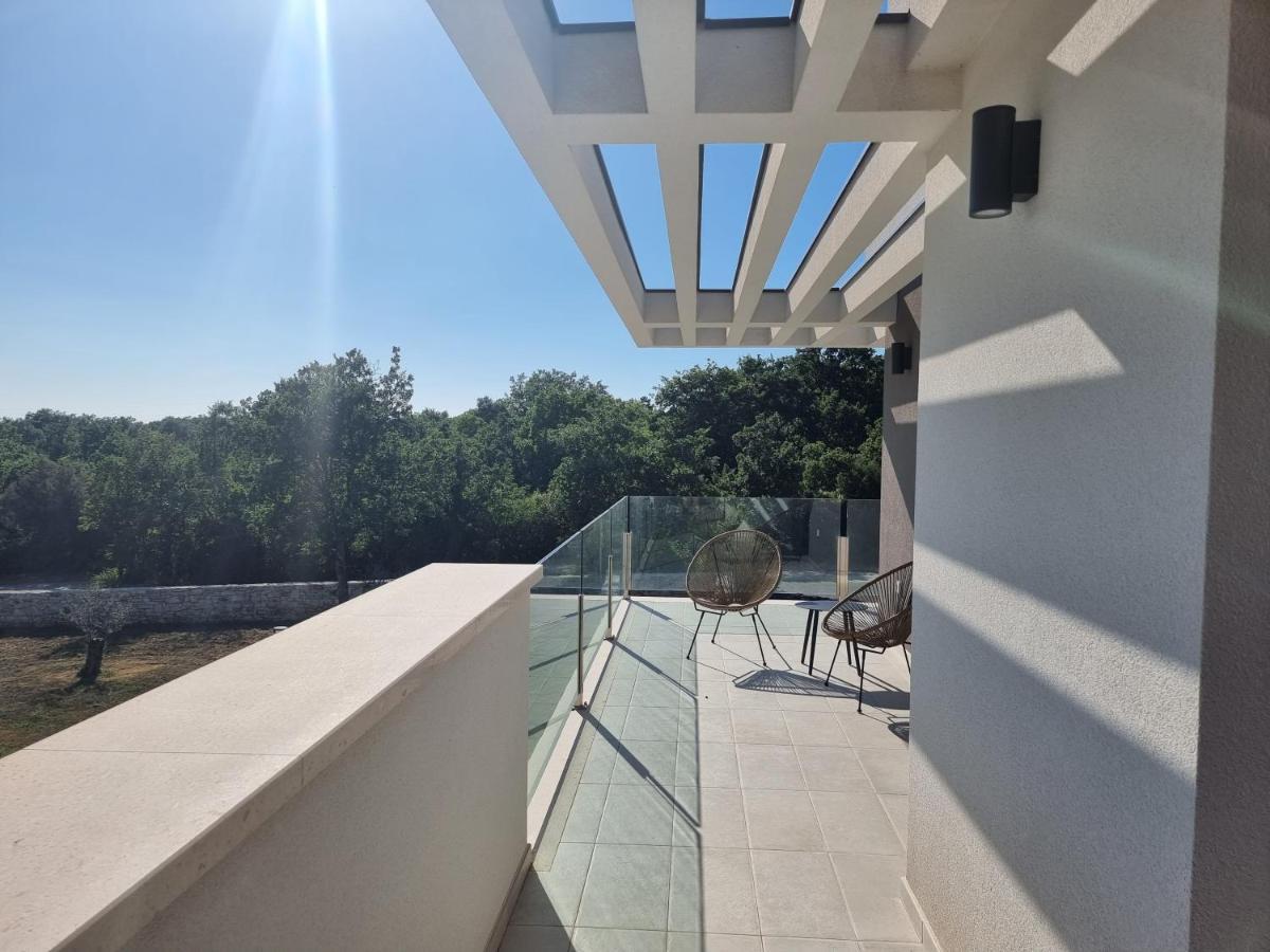 Cukrici Luxury Villa Serena 2022 - With Heated Pool מראה חיצוני תמונה