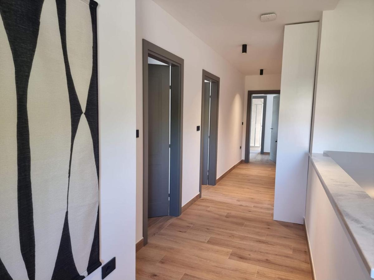 Cukrici Luxury Villa Serena 2022 - With Heated Pool מראה חיצוני תמונה