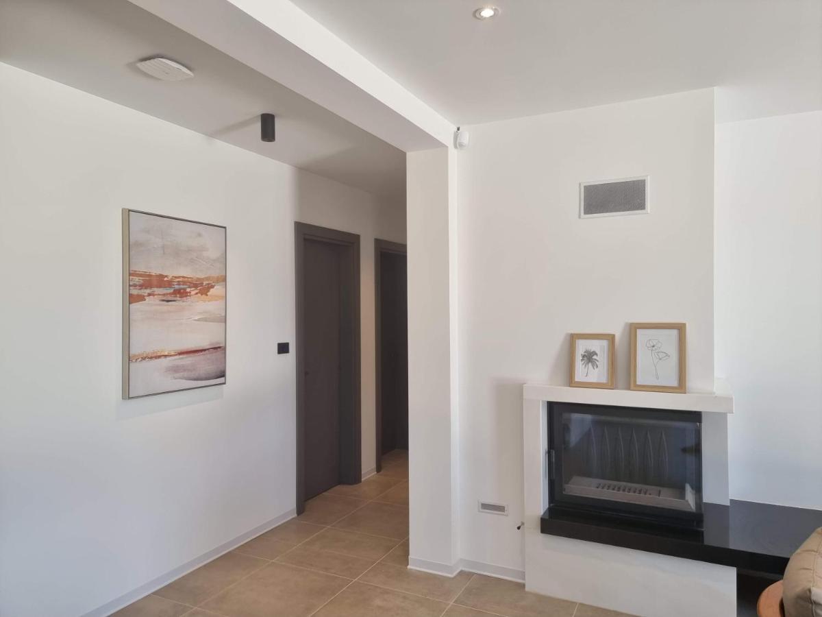 Cukrici Luxury Villa Serena 2022 - With Heated Pool מראה חיצוני תמונה